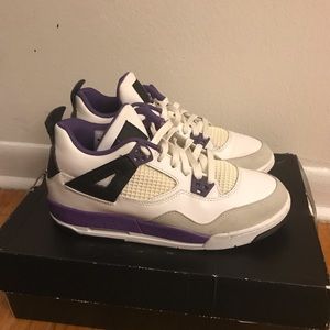 JORDAN RETRO 4 - SUPER CLEAN